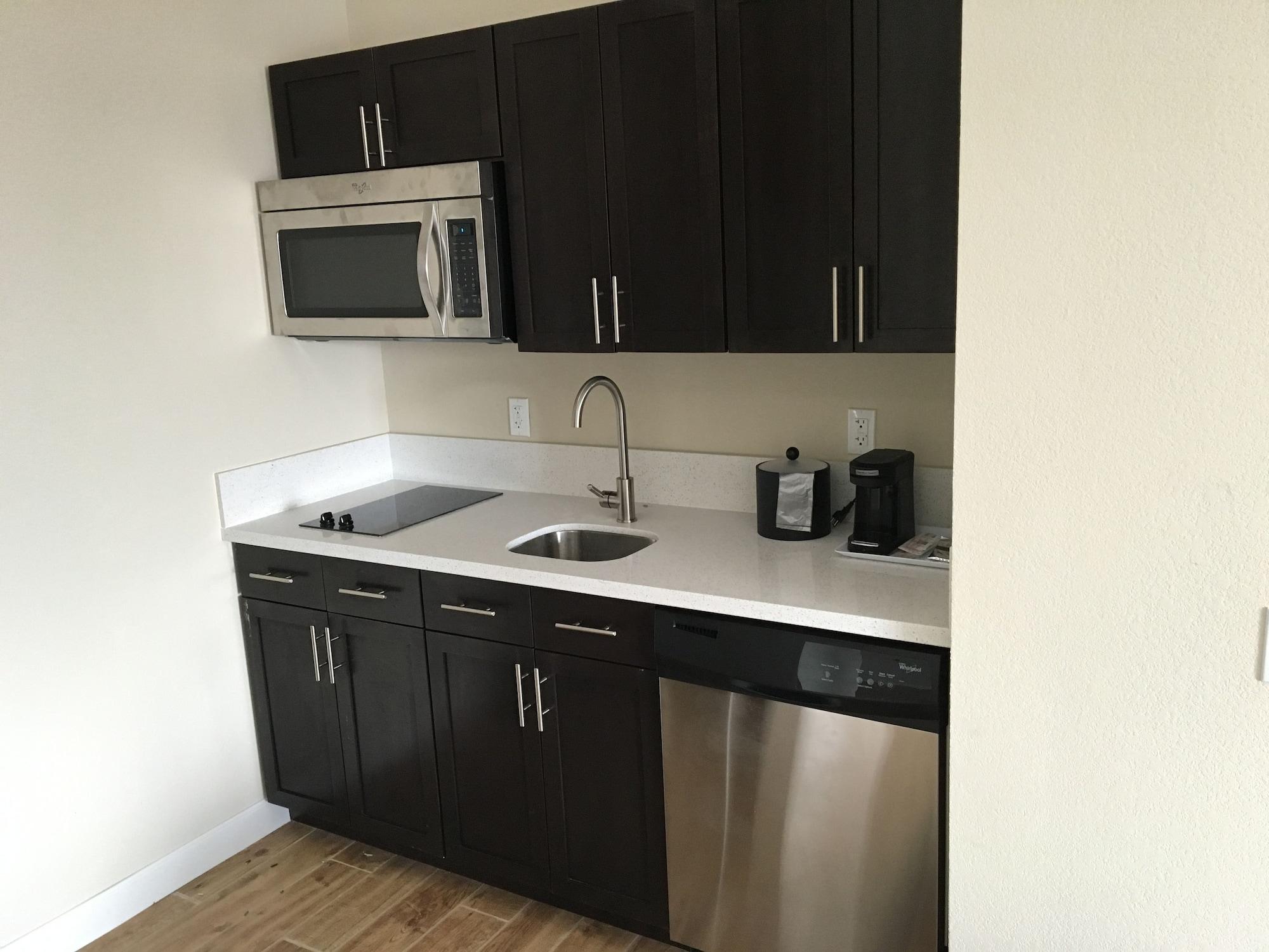 Hampton Inn Mcpherson Extérieur photo