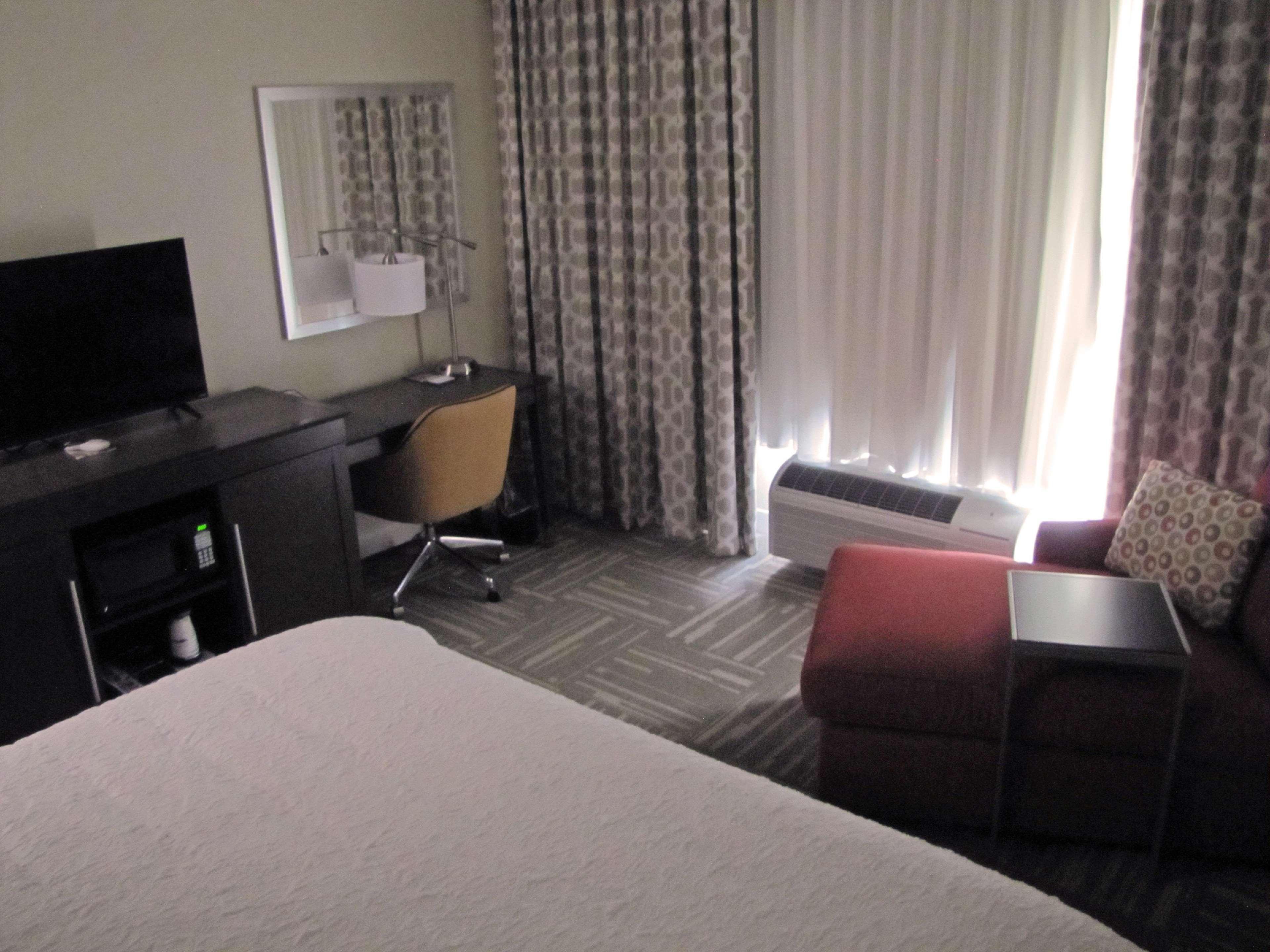 Hampton Inn Mcpherson Extérieur photo